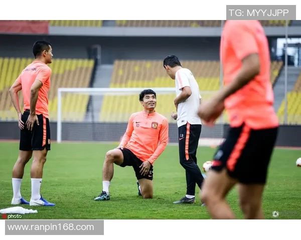 卓尔与河南建业的激烈对决揭示中超联赛新格局与球队实力对比分析 卓尔与河南建业的激烈对决揭示中超联赛新格局与球队实力对比分析