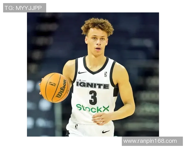 戴森丹尼尔斯崛起之路：从青涩新秀到NBA未来明星的成长故事