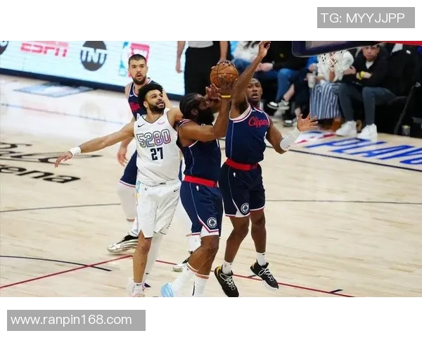 快船与爵士激战正酣2016年12月21日精彩回顾与分析